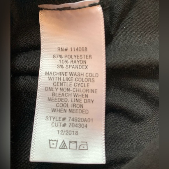 NWT size XXL Sunset & Sixth Black off the shoulder top - Picture 8 of 8